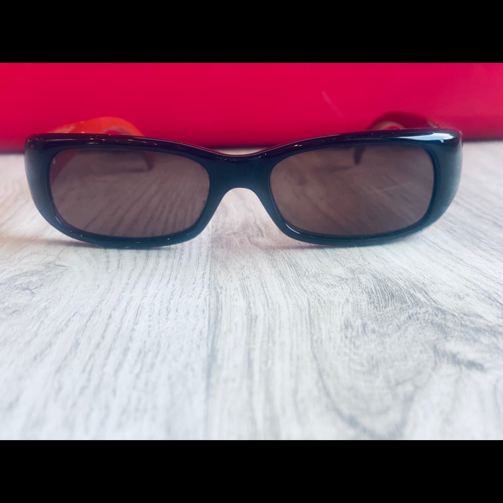 Authentic Dolce & Gabbana Sunglasses. - Picture 2 of 7